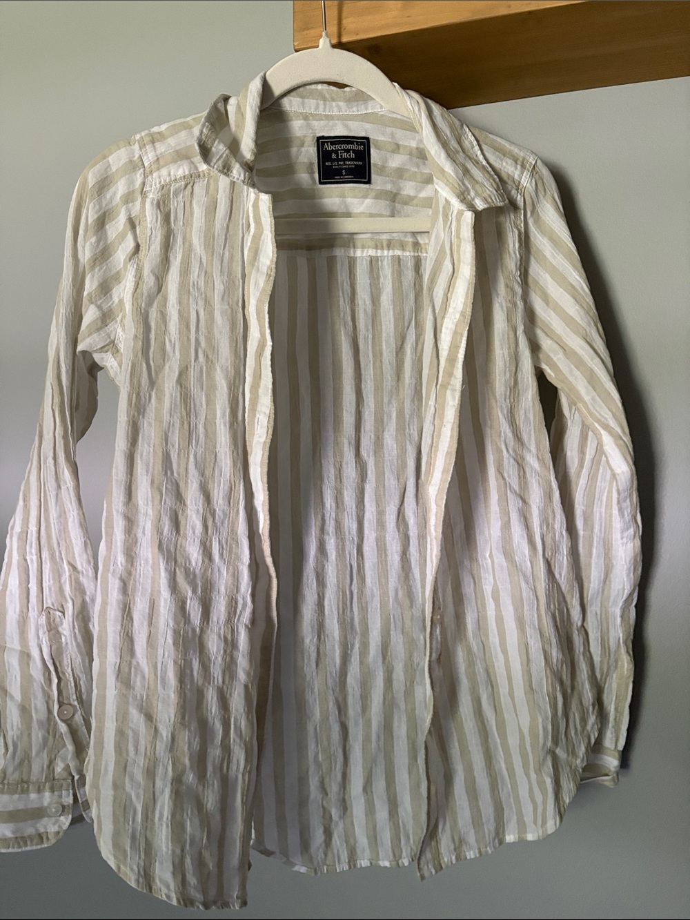 Abercrombie & Fitch Cream and White Striped Button-Down Shirt